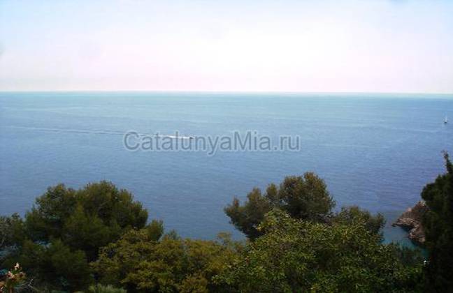 вилла с панорамным видом на море в Тосса де Мар