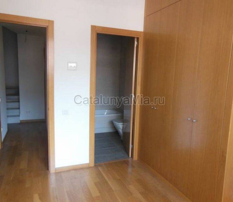 Новая двухэтажная квартира в Сант Жерваси - Барселона - предложение №695 - Catalunyamia.ru