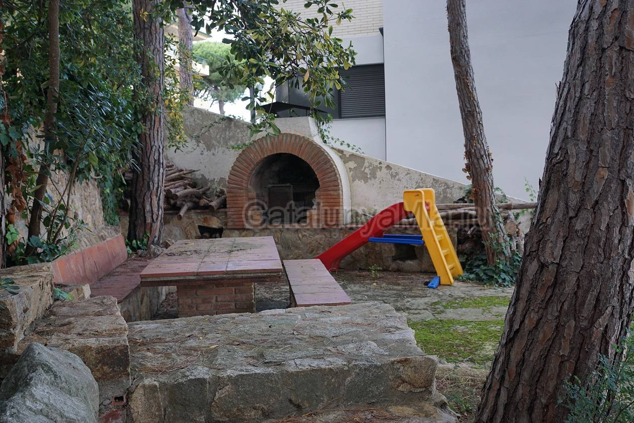 дом недалеко от пляжа и центра города Плайа де Аро