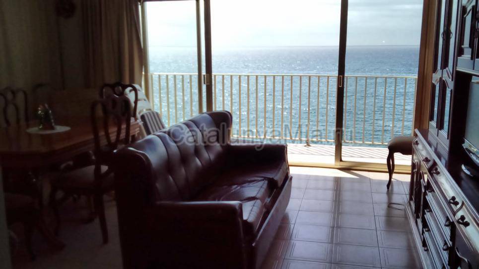 Квартира с видом на море на первой линии центрального пляжа Ллорет де Мар - Коста Брава